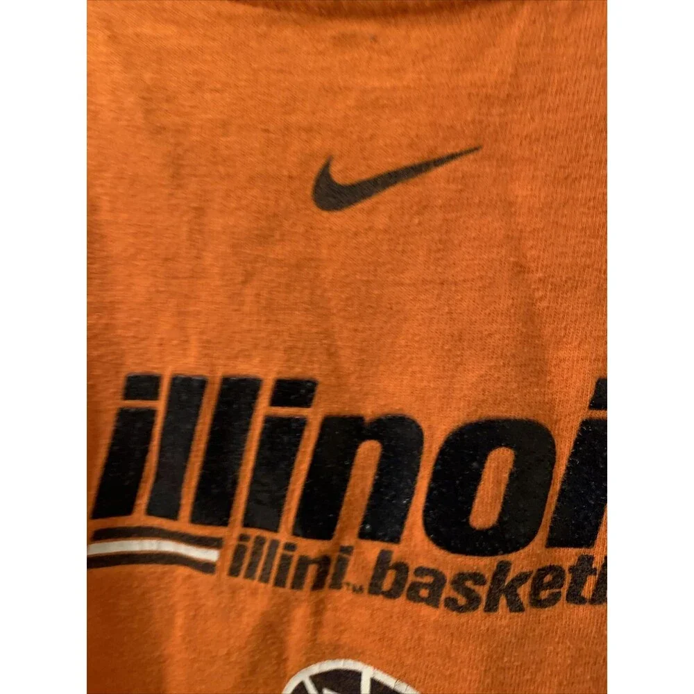 Vintage Nike Boys Sizee Large T-Shirt Illinois Basketball Short Sleeve Shirt